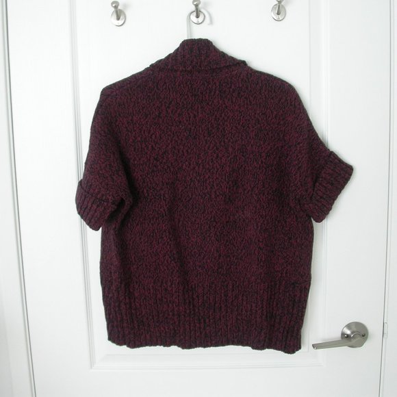 Hot Pink and Black Short Sleeved Cardigan - Picture 2 of 3